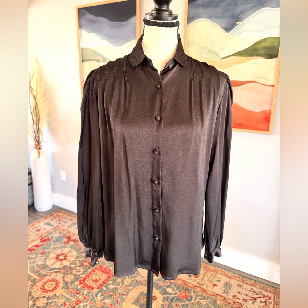 Jean de Pierre Black Button-Up Blouse